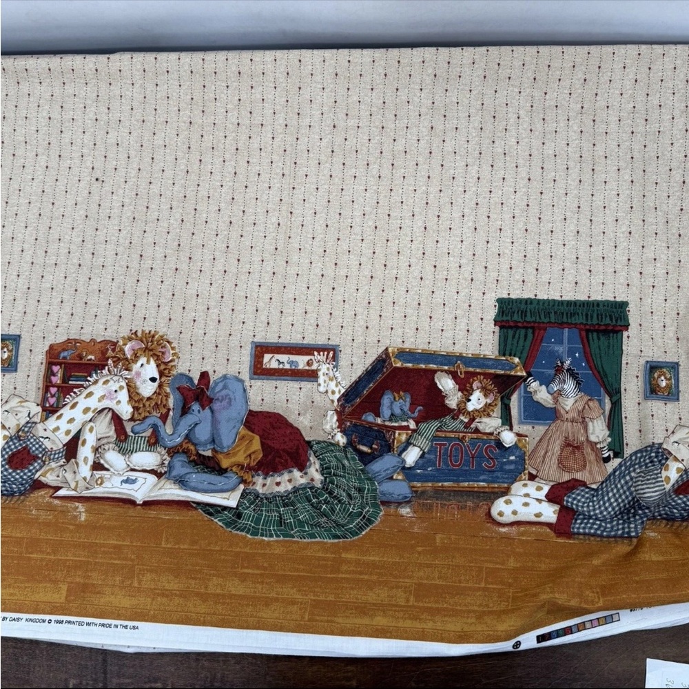 Vintage 1998 Daisy Kingdom Toy Chest Border Fabric 42" x 44" + Offcuts - Picture 5 of 10